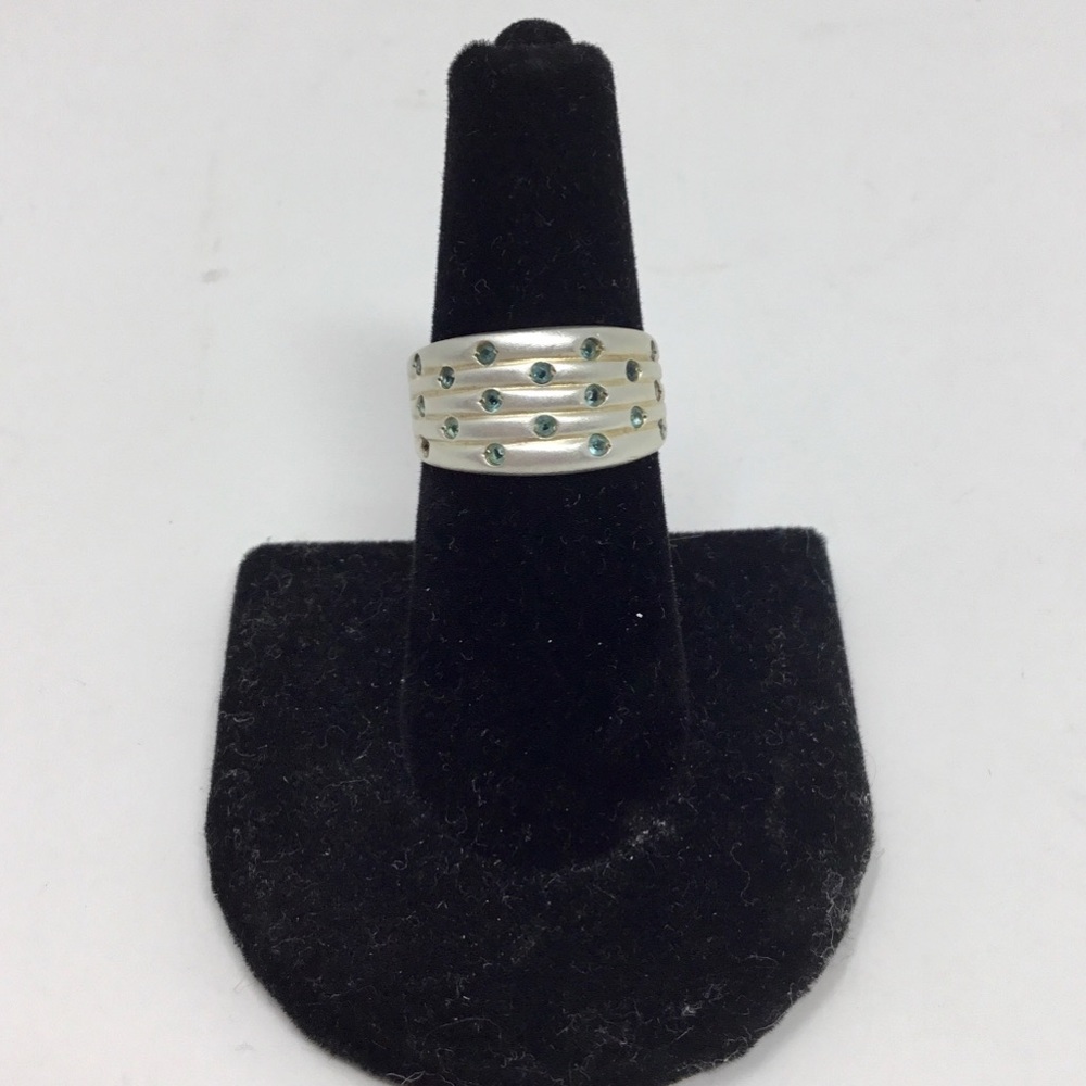 Vintage stamped 925 sterling silver studded ring